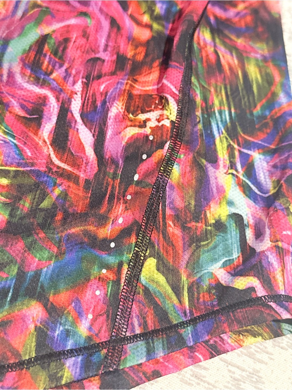 Lululemon /// Women’s High Neck Running and Training T-Shirt - Hyper Flow Multi - Picture 6 of 11